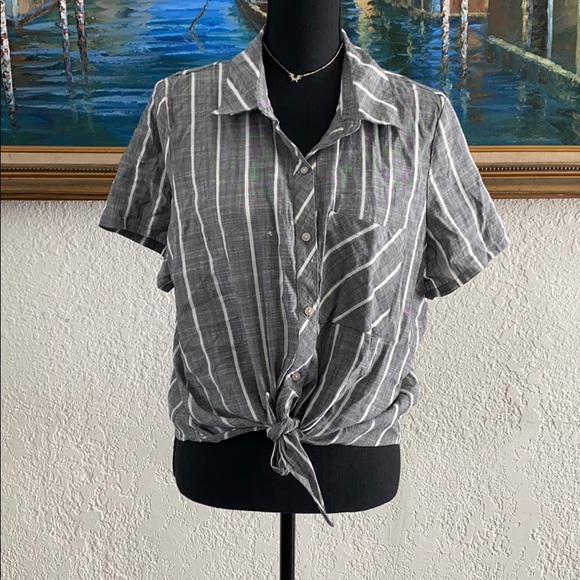 Universal Threads Grey and White Stripe Front Tie Blouse - Picture 3 of 5